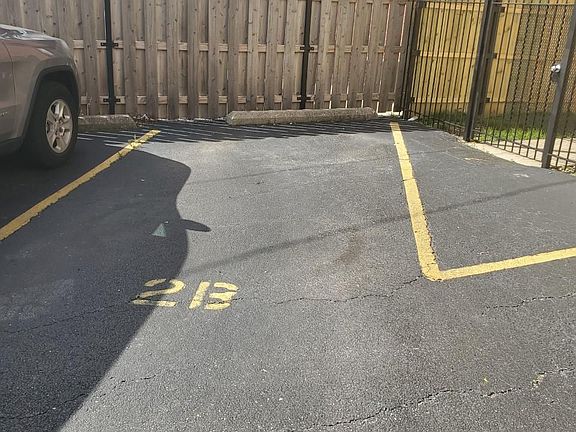 5th image of 5535 W Edmunds St Frnt 1B