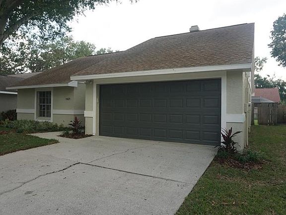 2nd image of 1421 Cloverfield Dr