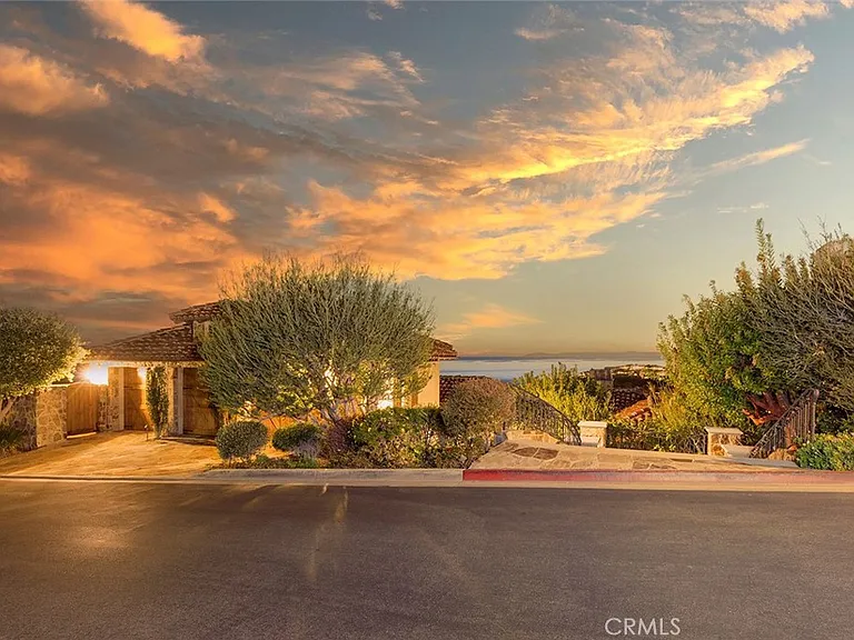 517 Emerald Bay — Photo 22