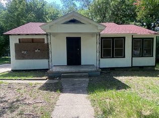 1414 Locust St, Malvern, AR 72104