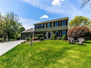 5830 Butterfly Cir, East Syracuse, NY