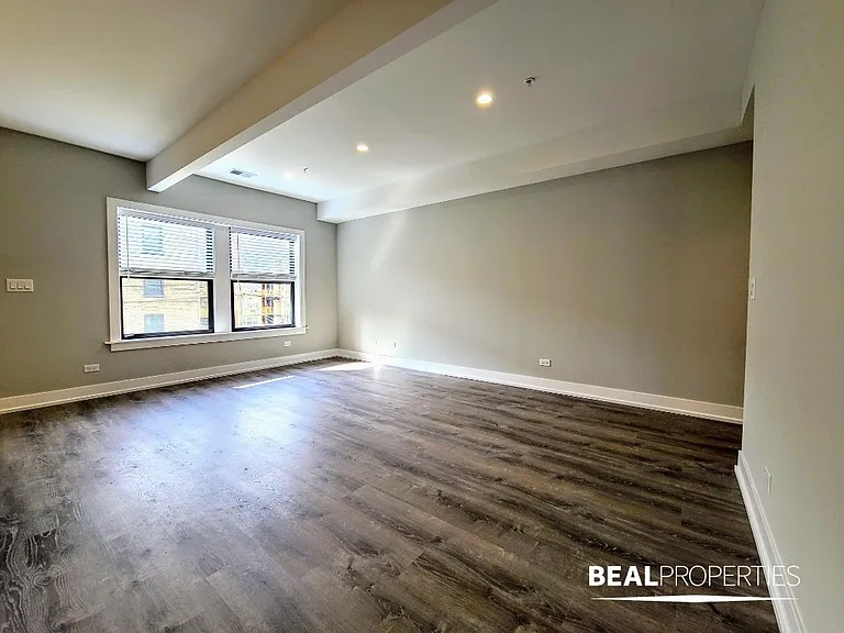 1002 Crain St #1 — Photo 7