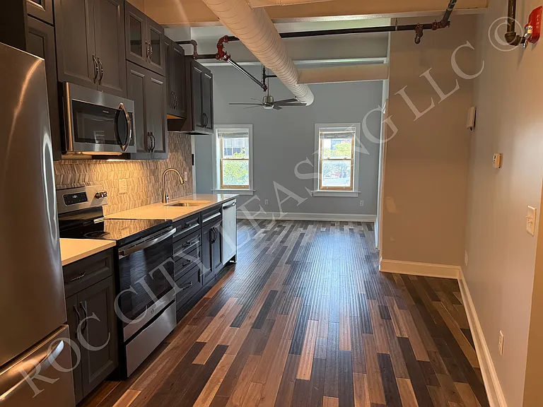 143 State Street — Photo 6