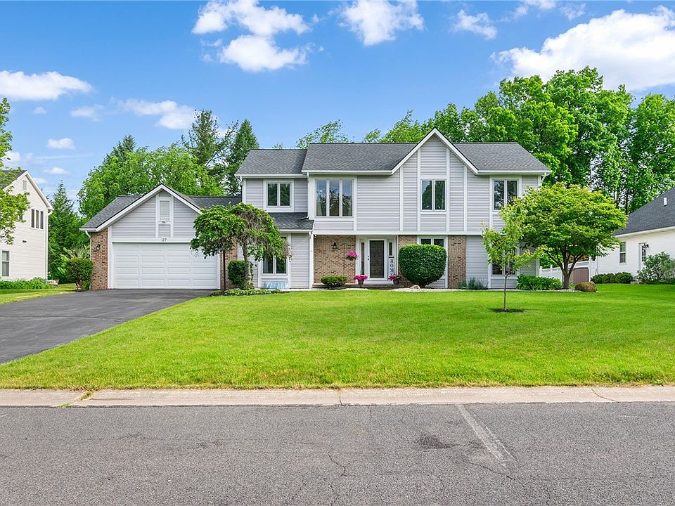 1st image of 27 Devonwood Ln