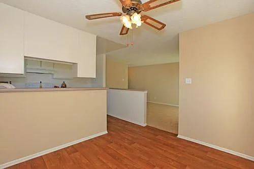 5025 E Pacific Coast Hwy — Photo 13
