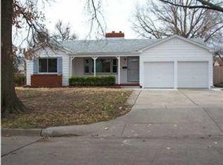 2211 S Pershing Ave, Wichita, KS 67218