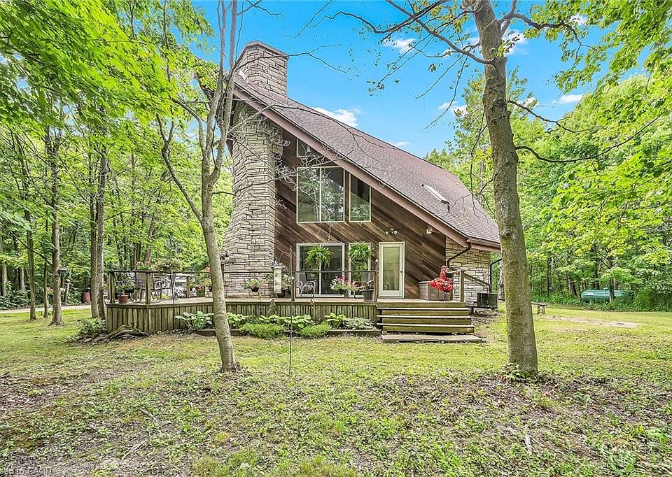 1st image of 35 Little Rd