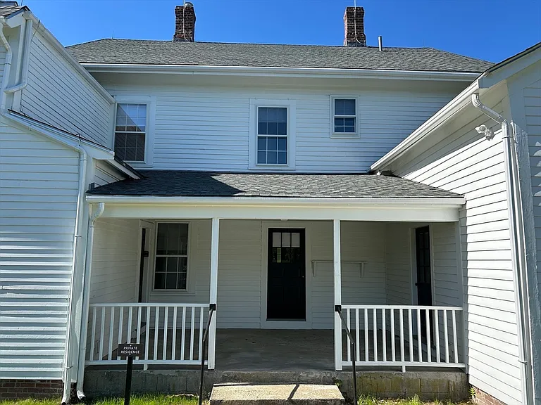 831 Lexington Rd — Photo 21