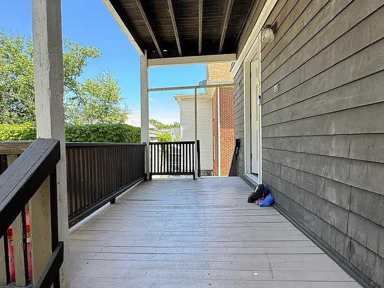 289 Foster St #1L — Photo 16