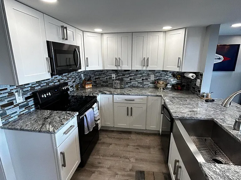 108 Lakeshore Dr #141 — Photo 7