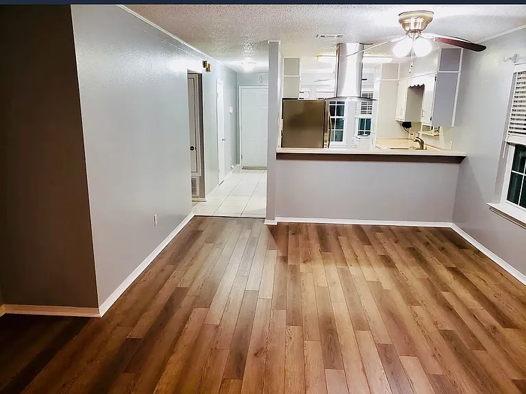 2813 Langley Ave #A101 — Photo 3