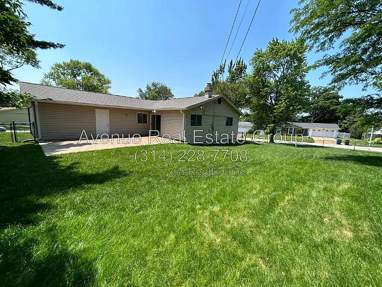 11035 Crimson Dr — Photo 13