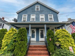213 N 7th Ave, Manville, NJ 08835