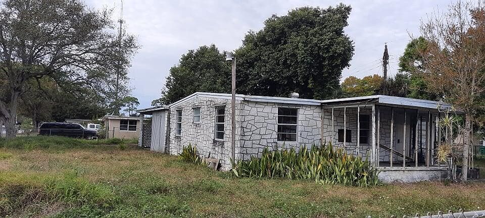 1st image of 5003 Regina Dr