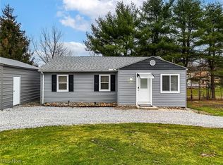 2821 Colon Dr, Akron, OH 44321