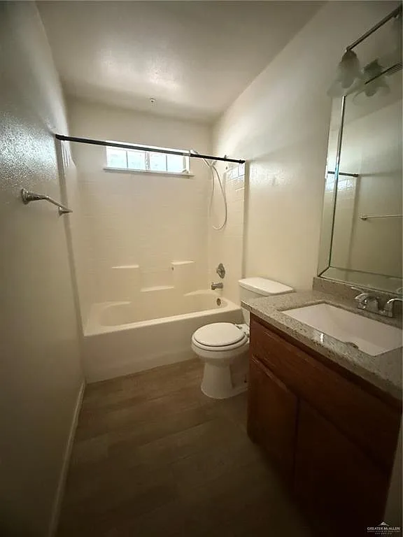 3 bed, 2.0 bath, 1079 sqft, $995 — Photo 4