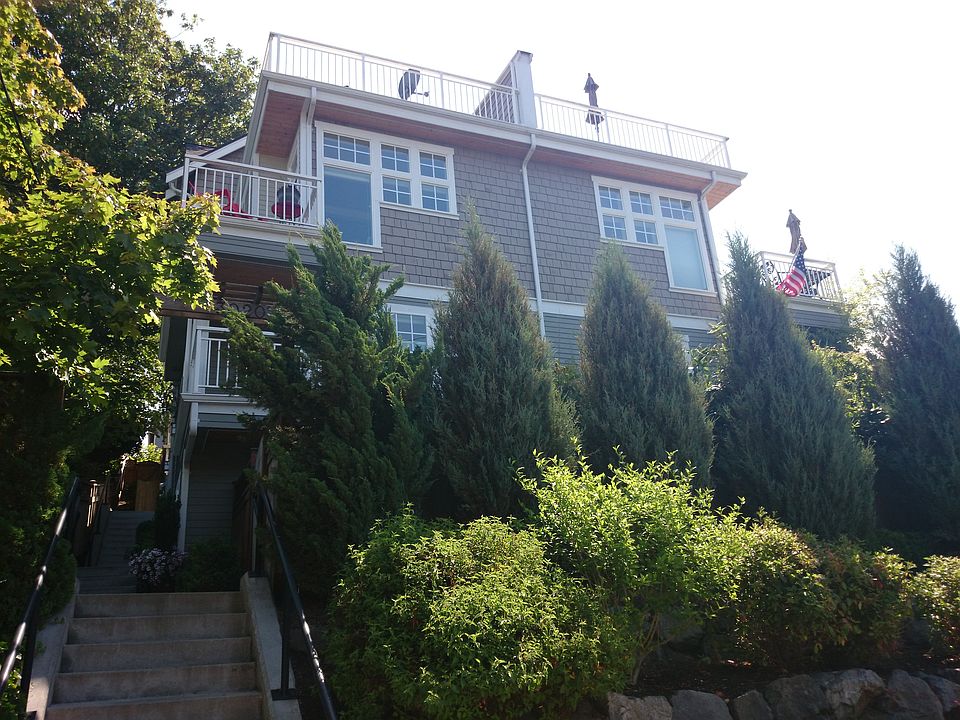 1st image of 3022 14th Ave W #A