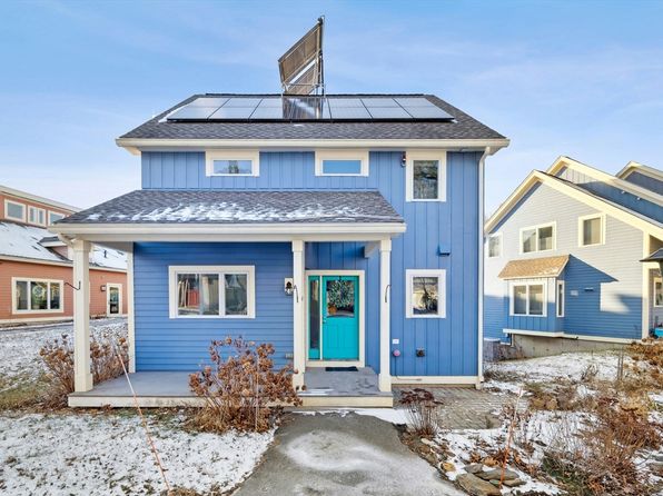 71 Village Ct UNIT 71, Berlin, MA 01503