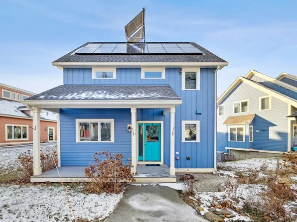 71 Village Ct Unit 71, Berlin, MA 01503