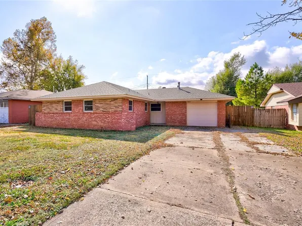 4820 Lisa Ln, Del City, OK 73115