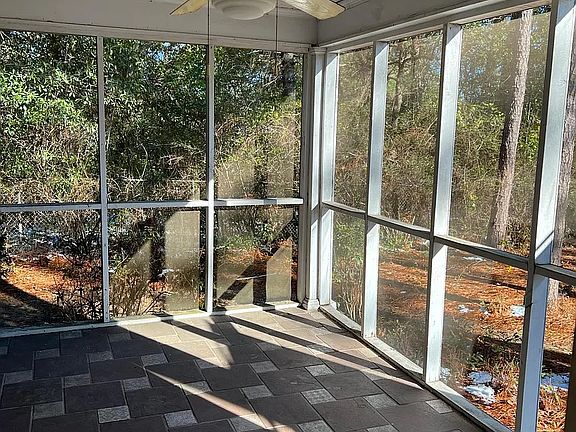 3rd image of 1020 C Ave