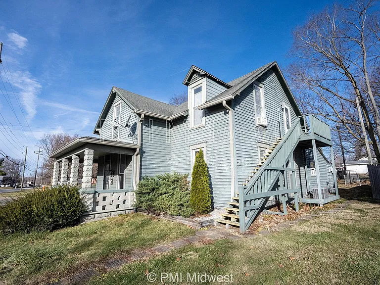 156 W Main St #C — Photo 4