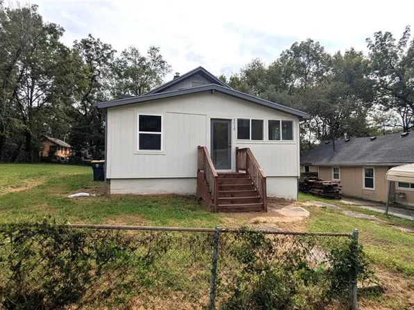 4015 Myrtle Ave, Kansas City, MO 64130