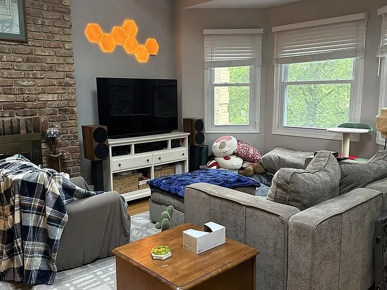 3733 N Janssen Ave #3 — Photo 1