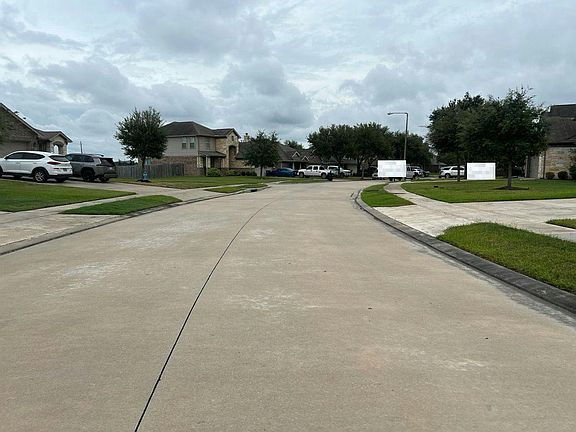 5th image of 3056 Camelia View Ln