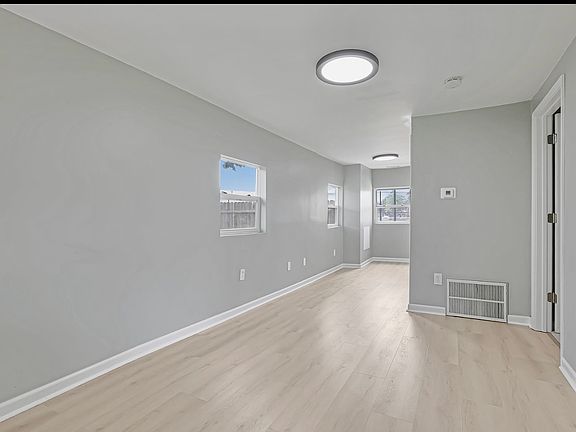 2nd image of 1341 Genessee Ave