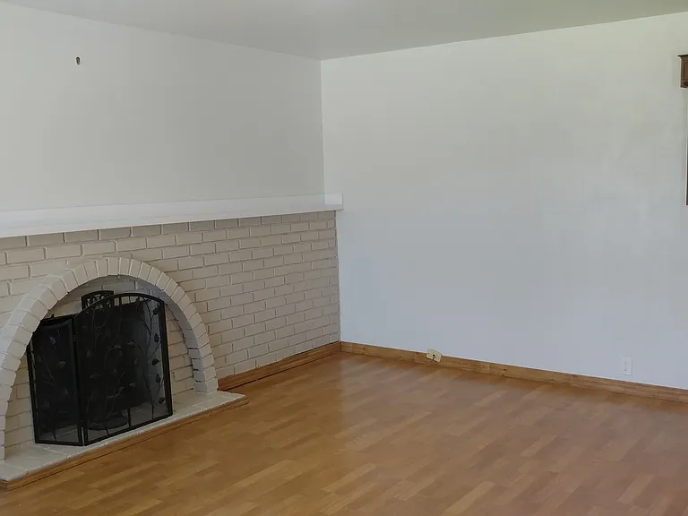 3315 Pepper Tree Ln — Photo 15