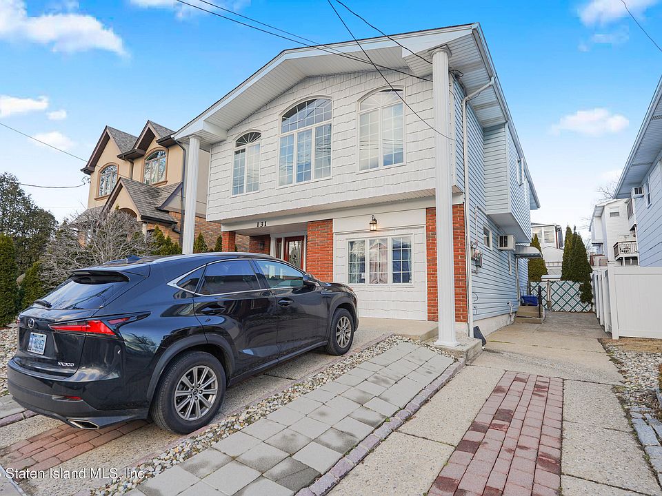 1st image of 131 Maybury Ave