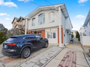 131 Maybury Ave, Staten Island, NY 10308