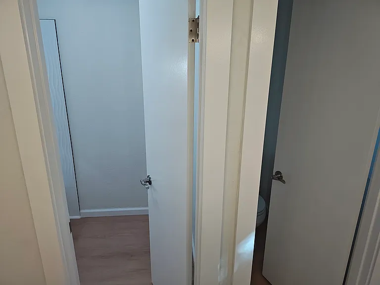 52 Olympia Way — Photo 20