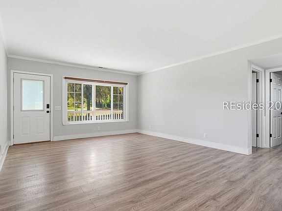 5th image of 3014 Shell Point Rd