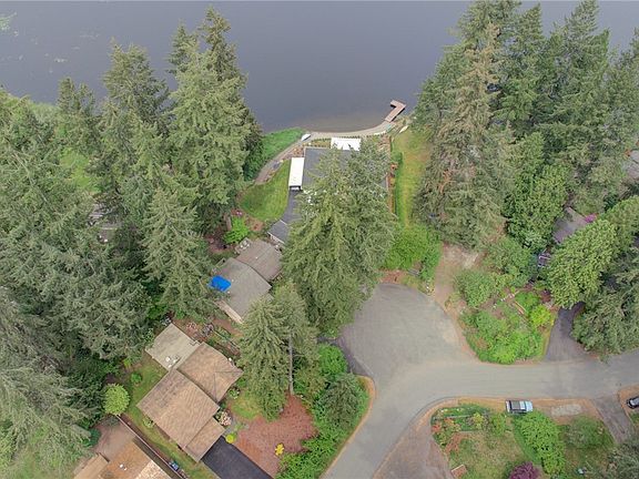 2nd image of 16563 188th Ave NE