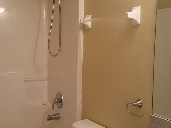 5th image of 863/865 Apartment St E