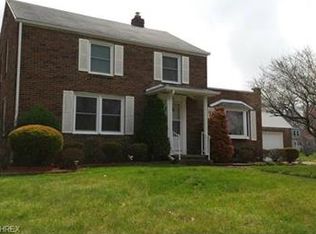 998 Overlook Dr, Alliance, OH