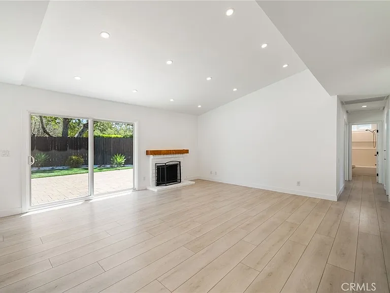 24122 Oro Grande Ln — Photo 13