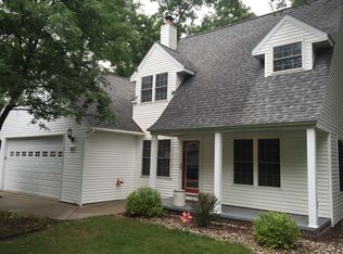 618 Fieldcrest Ave, Stevens Point, WI 54481