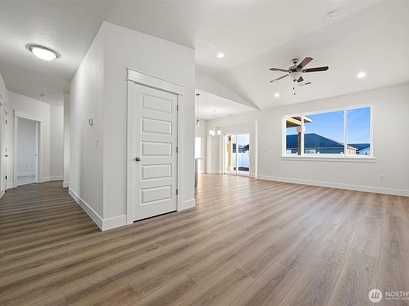4th image of 710 O Street NE