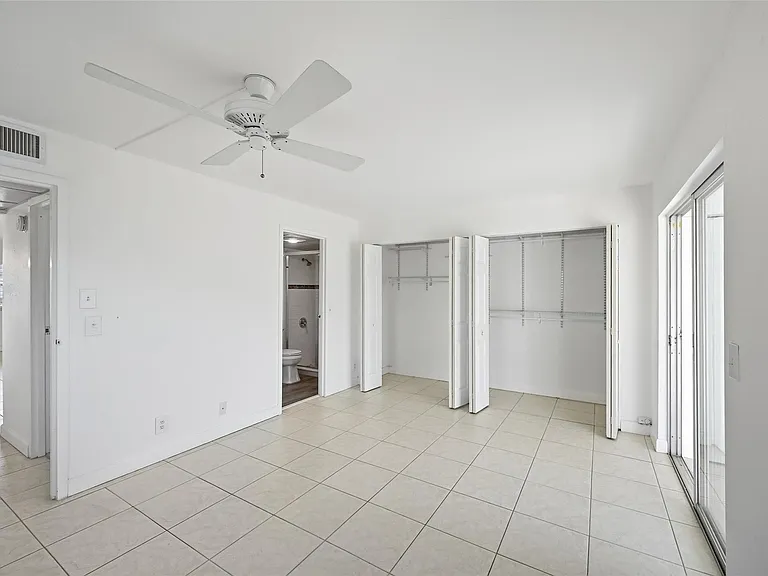 451 Monaco Park #J — Photo 14