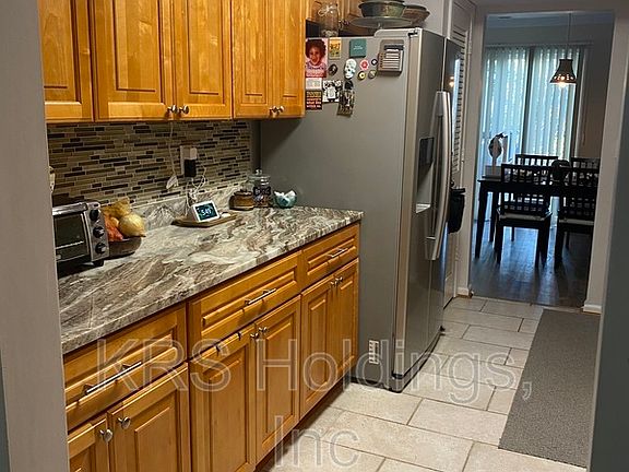 5th image of 3596 Sir Wilfred Pl