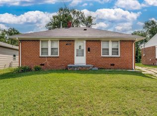 1318 N Chautauqua Ave, Wichita, KS 67214