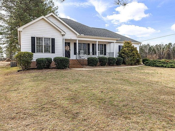 4th image of 20 Crestline Dr