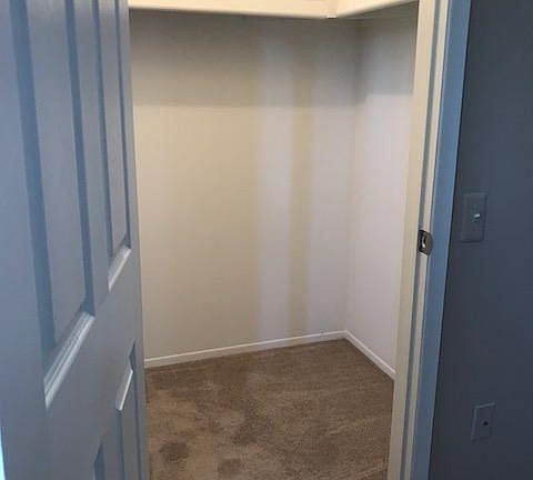 4th image of 3237 Northfield Ct #A