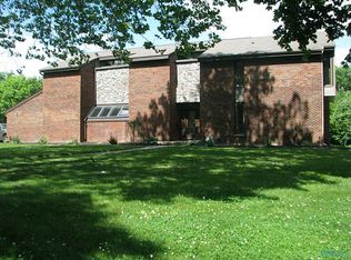 374 Colony Rd, Rossford, OH 43460