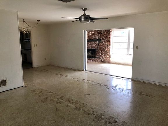 2nd image of 1479 Southridge Dr