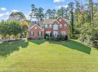 9414 Mill Sound Dr, Strawberry Plains, TN 37871