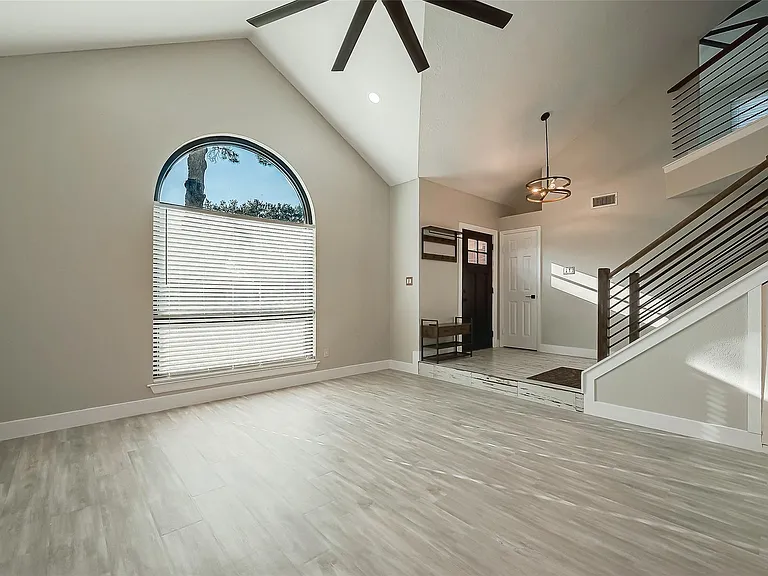 15314 Chestnut Falls Dr — Photo 5